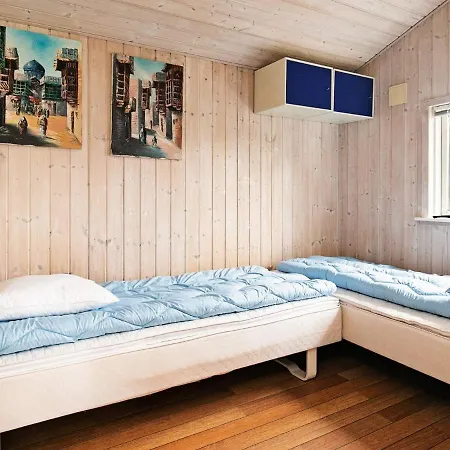 4 Star Holiday In Bl Vand Tatil Evi *